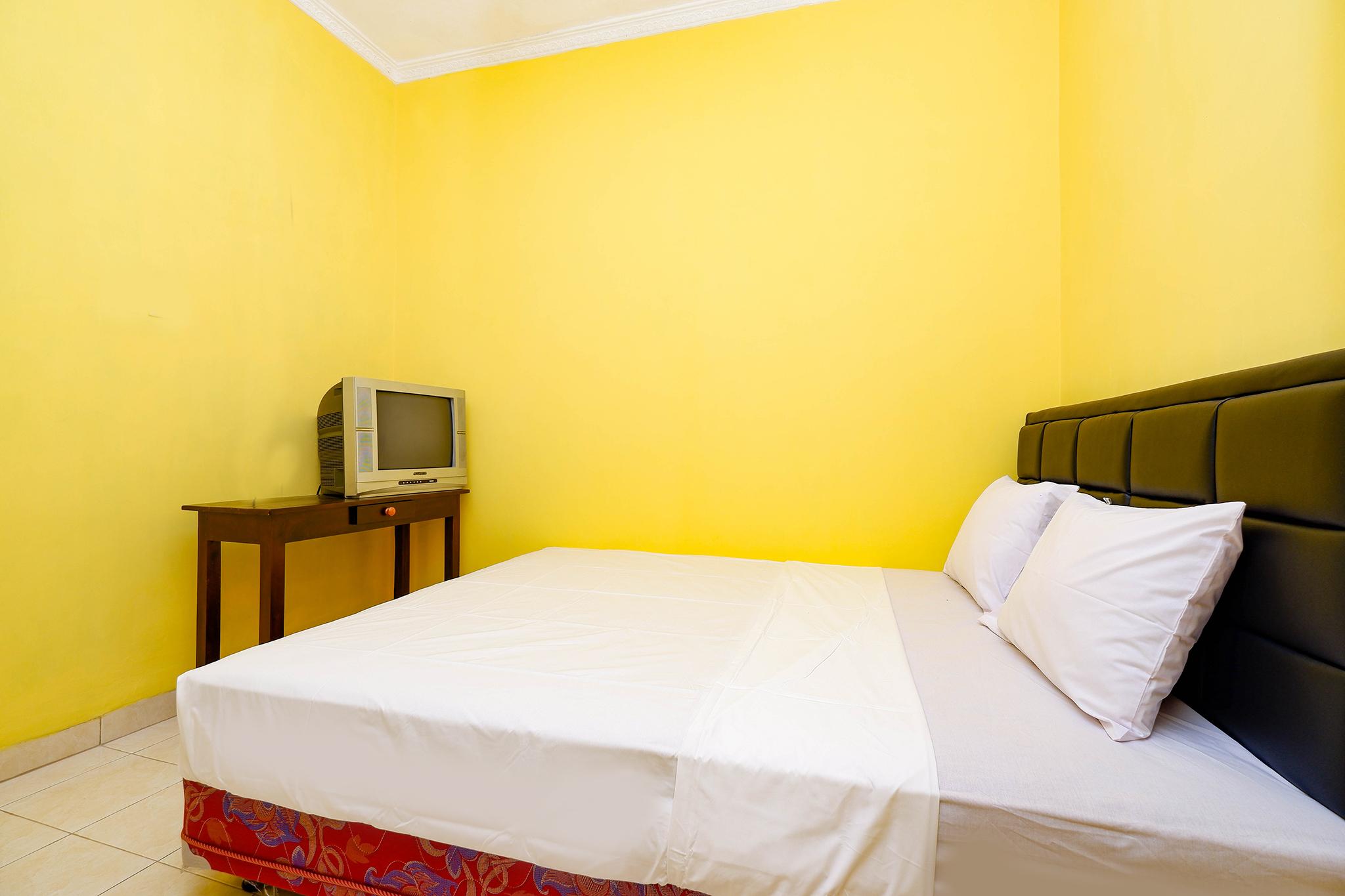 Spot On 2821 Griya Kawula Syariah Hotel Solo Kültér fotó