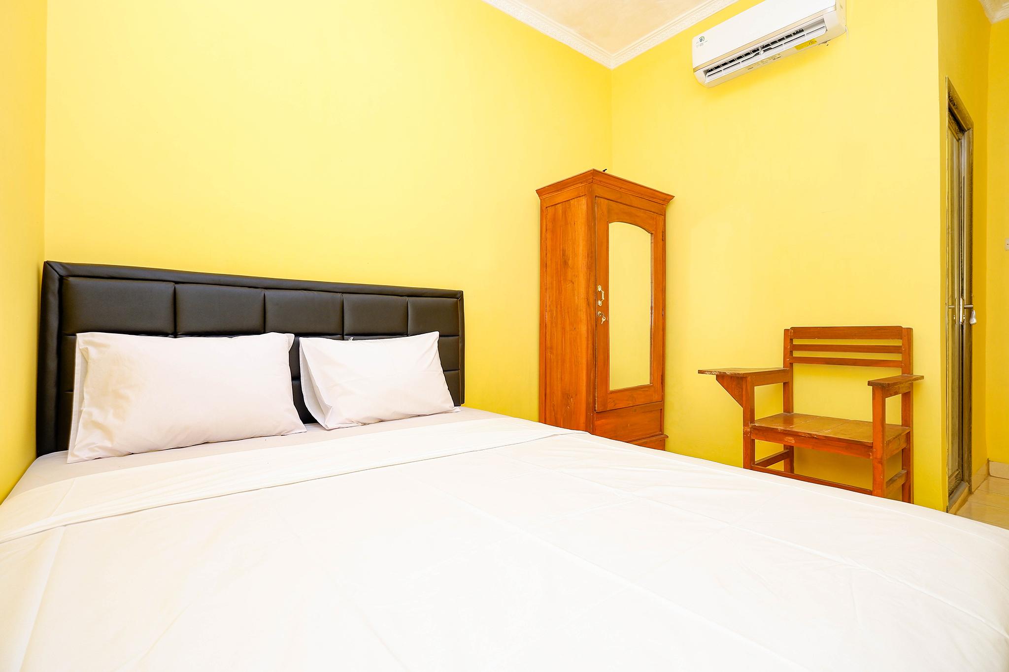 Spot On 2821 Griya Kawula Syariah Hotel Solo Kültér fotó