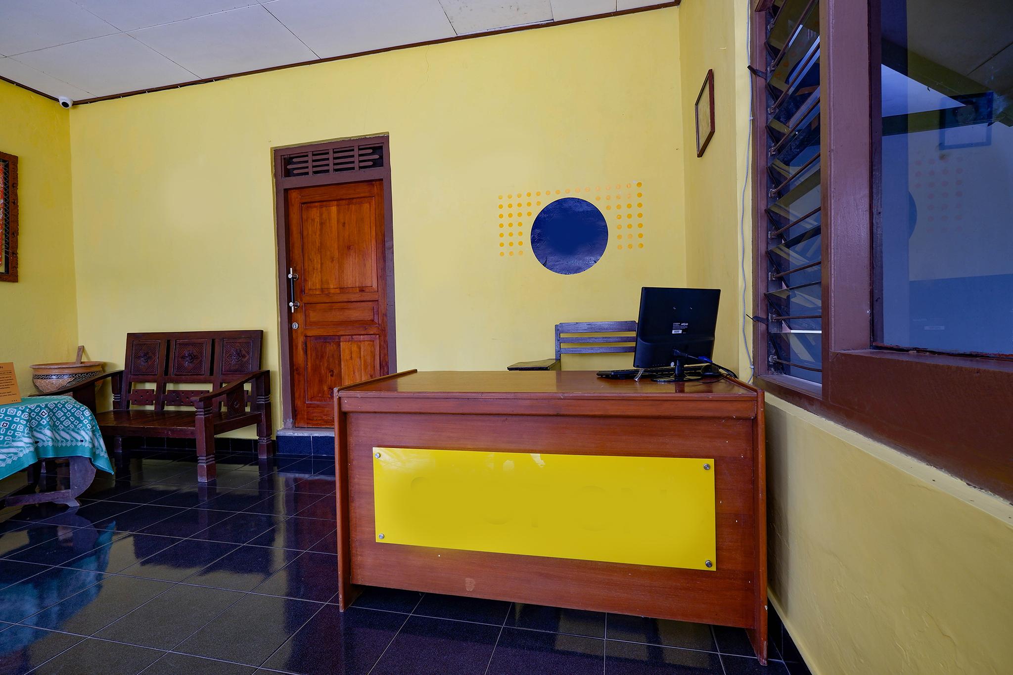 Spot On 2821 Griya Kawula Syariah Hotel Solo Kültér fotó
